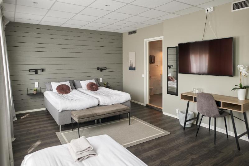 Basic Triple Room image 4