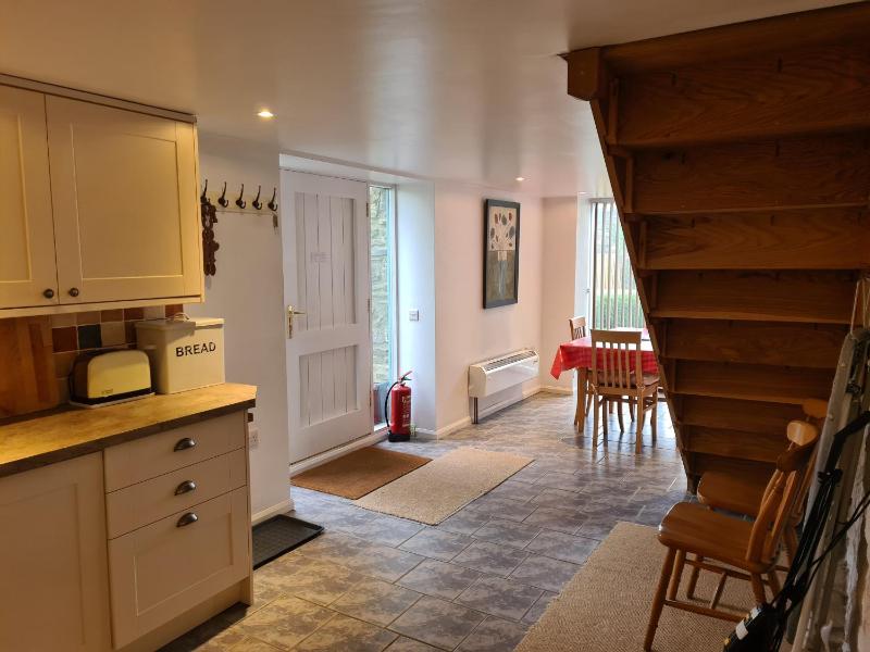 Three-Bedroom House image 4