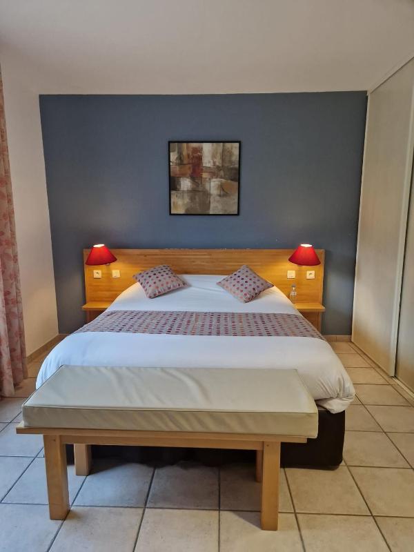 Superior Double Room image 1