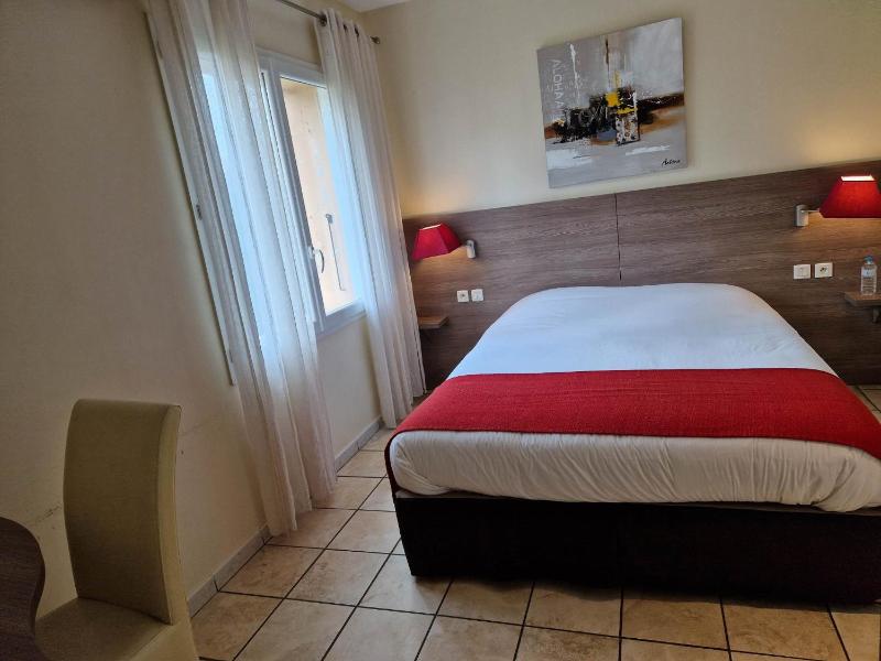 Comfort Double Room image 4