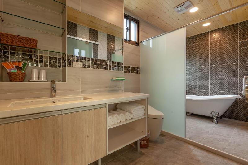 123 Hall - image 26