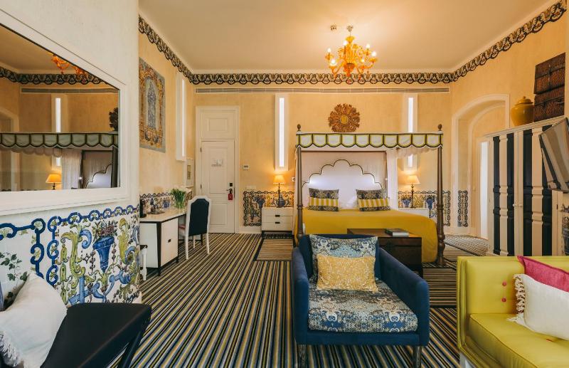 Junior Suite with Village View image 4