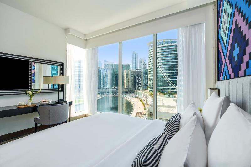 Superior Suite image 3