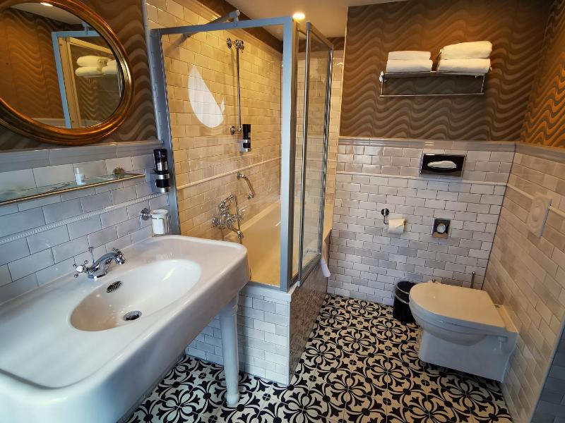 Suite image 1