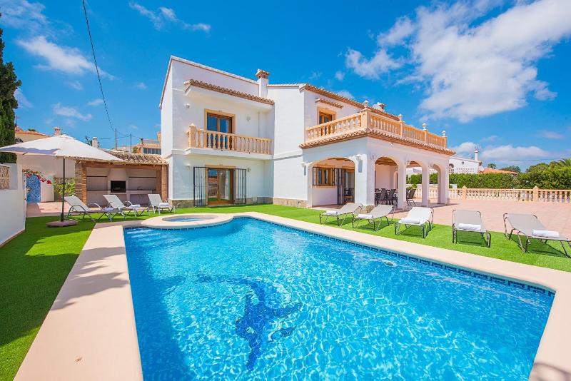 Villa Fuster - PlusHolidays - image 1