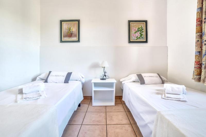 Villa Fuster - PlusHolidays - image 11