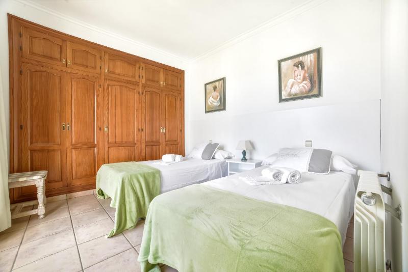 Villa Fuster - PlusHolidays - image 12
