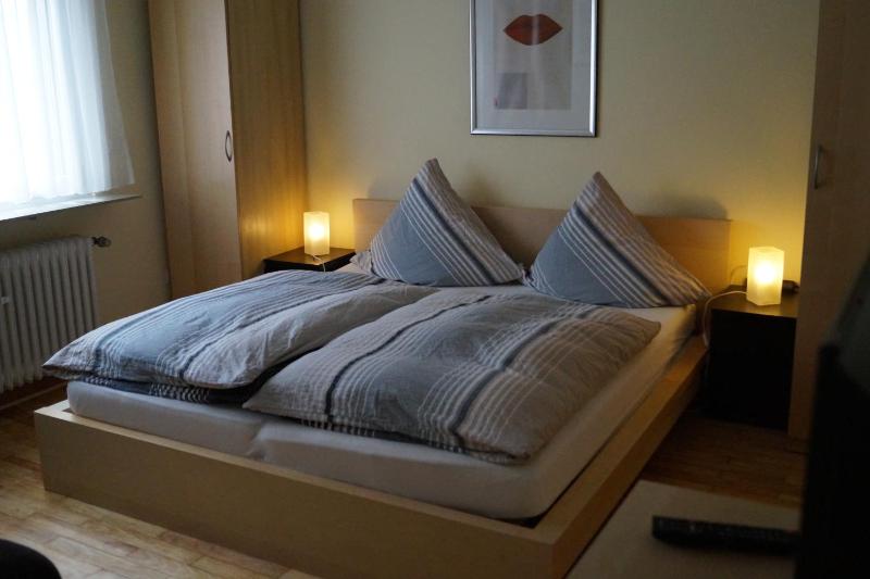 Double Room image 3