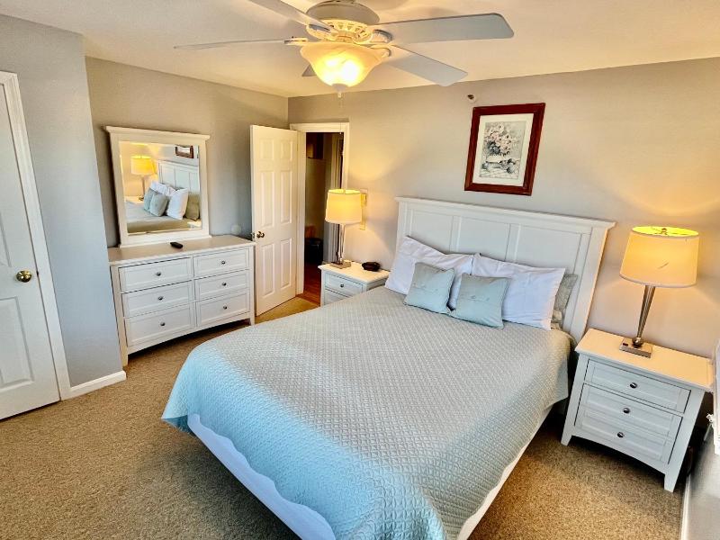 Three Bedroom Suite image 4