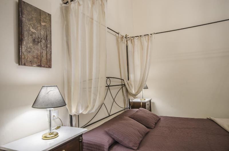 Comfort Triple Room image 2