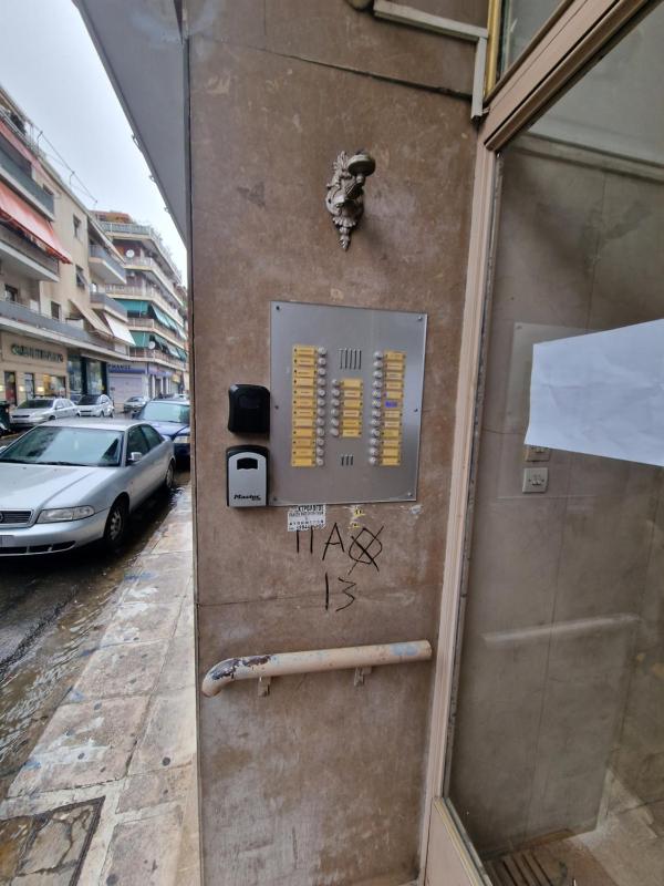 Luxury apartment in Attiki - image 1