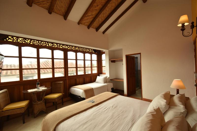 Hotel Campanario Real - image 10