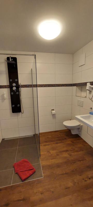 Double or Twin Room - Disability Access image 4
