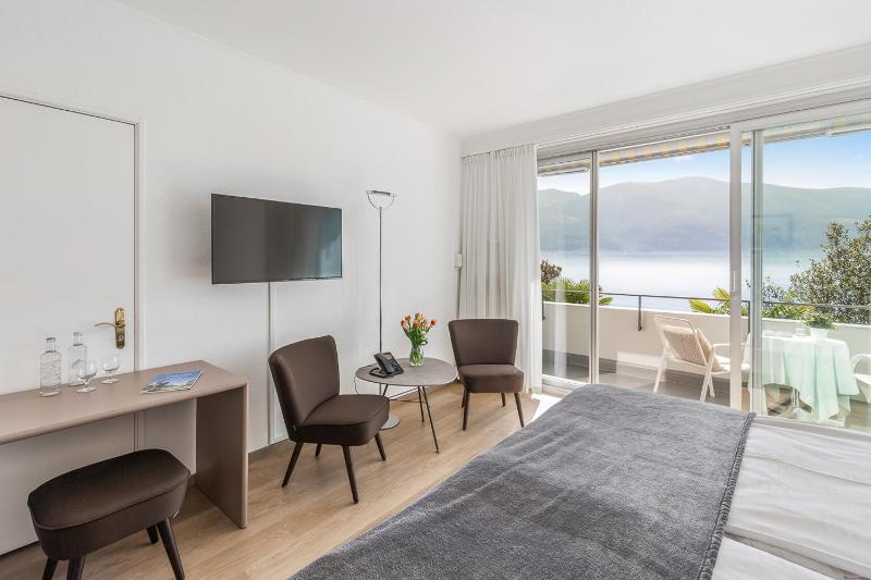 Comfort Double Room with Balcony image 4