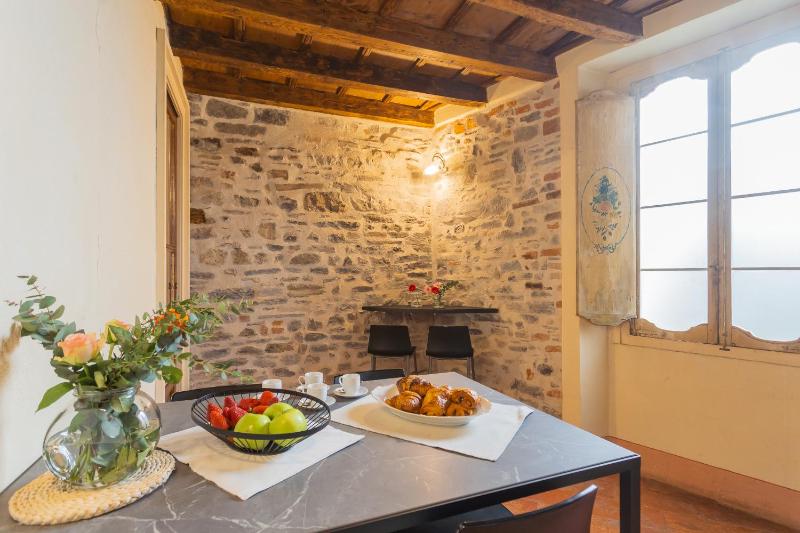 Antiche Mura by Rent All Como - image 5