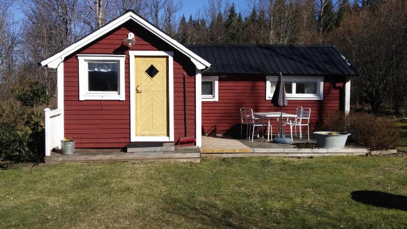 One-Bedroom Cottage image 2