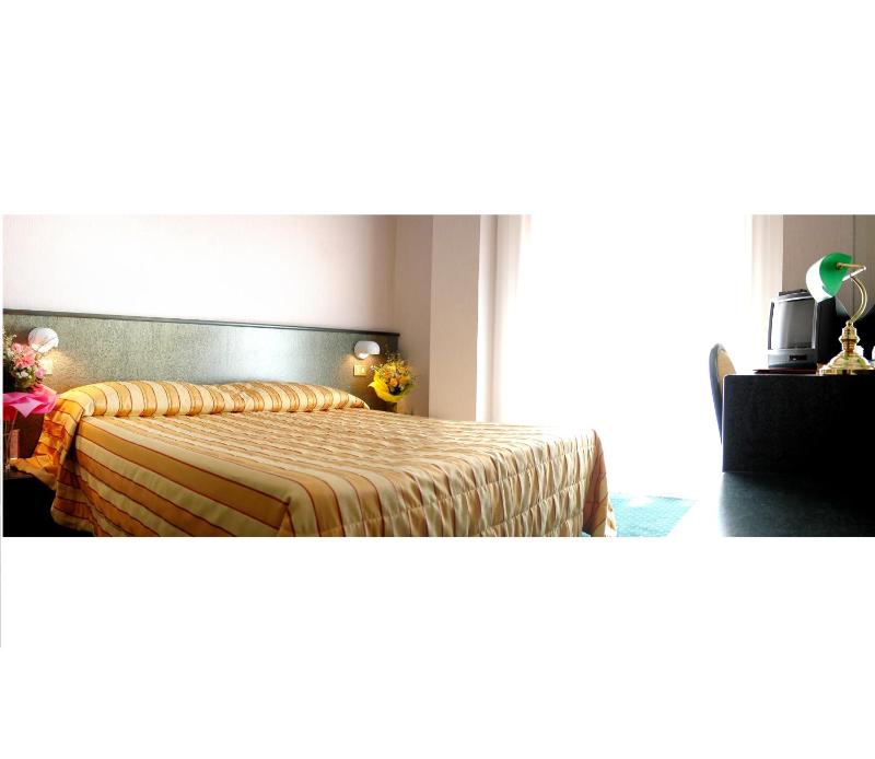 Hotel Capri Bardolino 3S - image 5