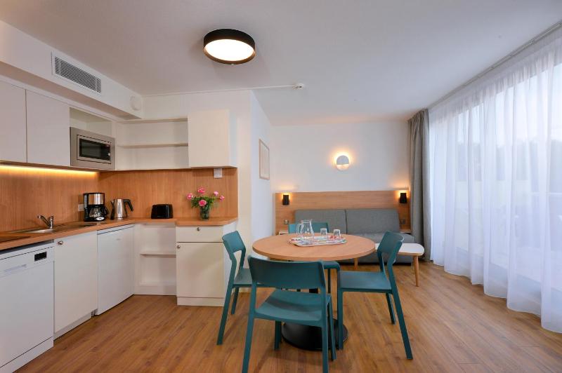 Studio 4 persons (Ground Floor, 1st Floor, 2nd Floor) image 3