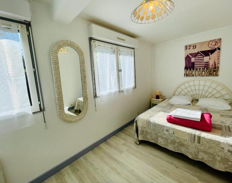 Duplex T3 2 étoiles bord de lac 65mcarrés - image 42