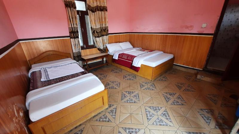 Hotel Lake Garden - image 11
