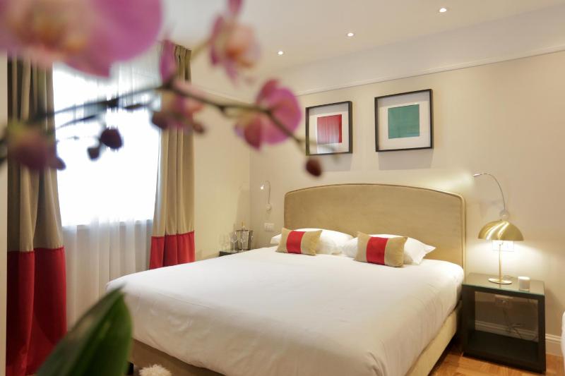 Superior Triple Room image 2