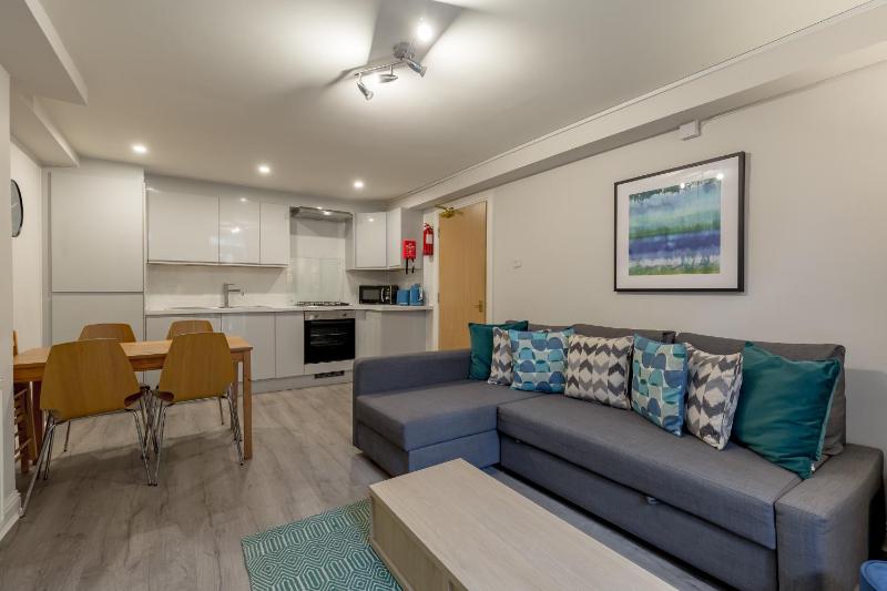 Three-Bedroom Apartment image 1