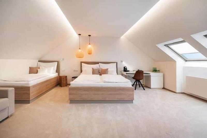 Superior Triple Room image 1