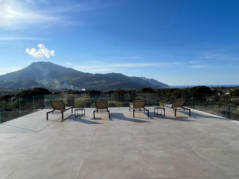 Curina Luxury Villa - Panoramic Pool Villa near Scopello - image 45