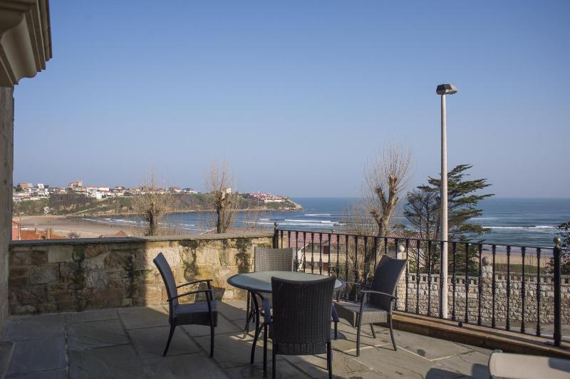 Apartment with Terrace image 2