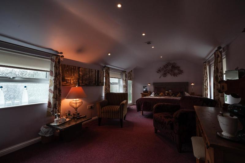 Heather Suite image 2