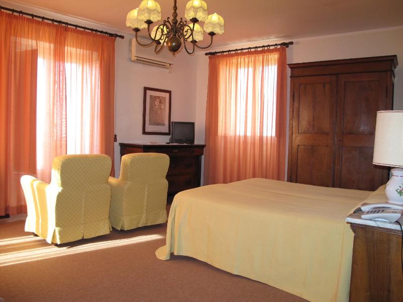 Hotel Umbra - image 36