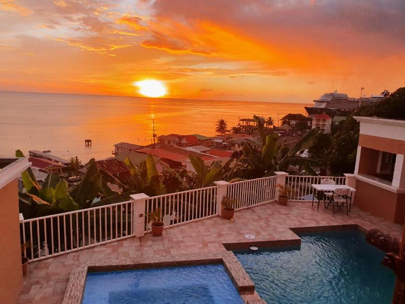 VIP Residence - Ocean & Pool view Lovely 2-Bedroom Apartment - image 7