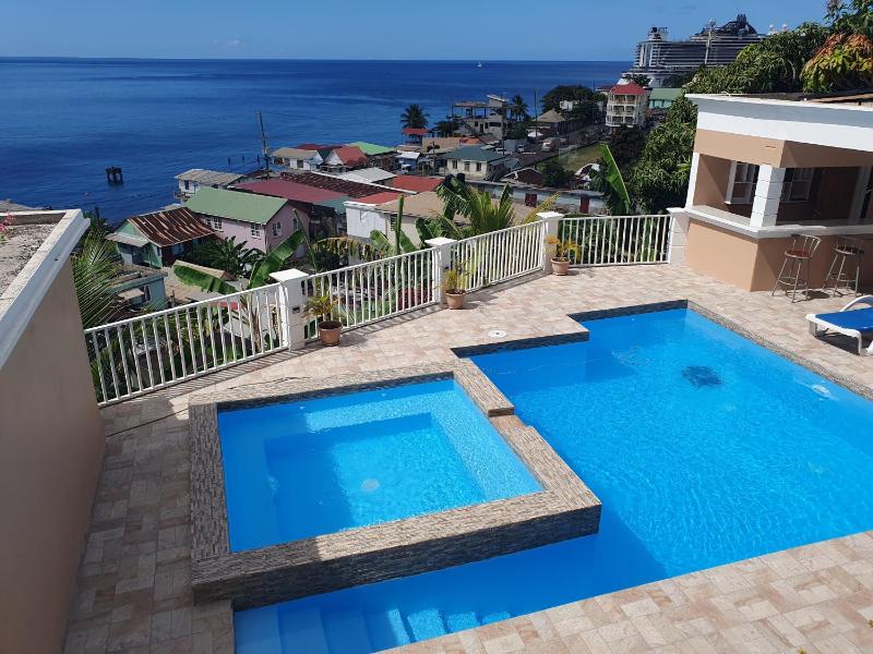 VIP Residence - Ocean & Pool view Lovely 2-Bedroom Apartment - image 6
