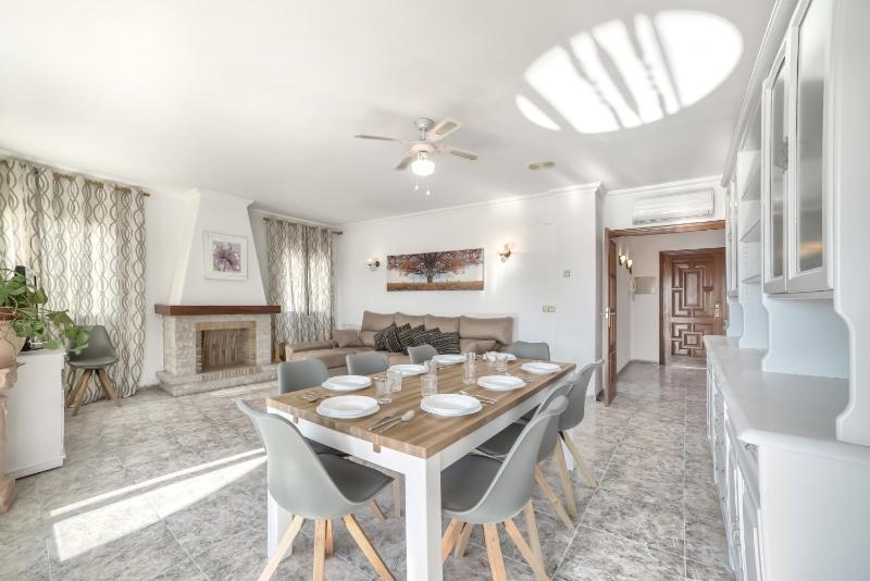 Villa Garrofer - PlusHolidays - image 14
