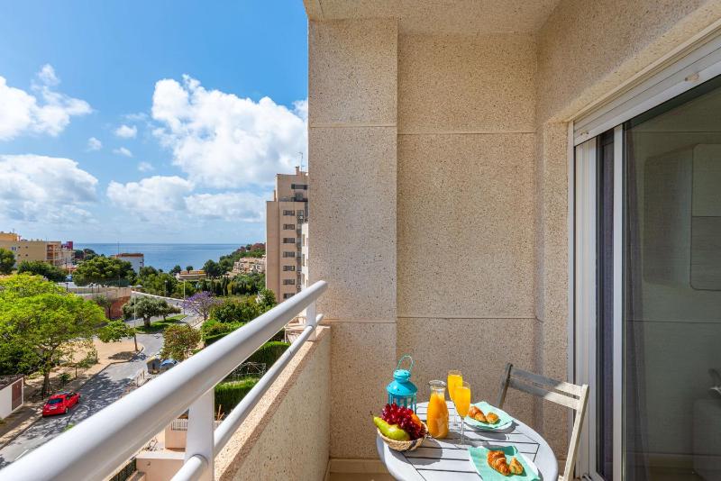Apartment Happy - PlusHolidays - image 13