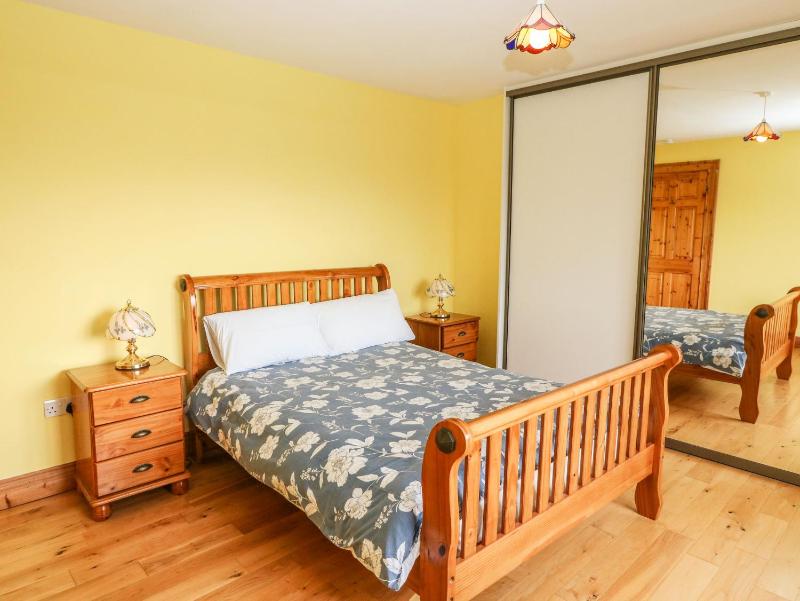 Kiltymon Cottage - image 12
