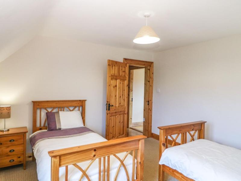 Kiltymon Cottage - image 14