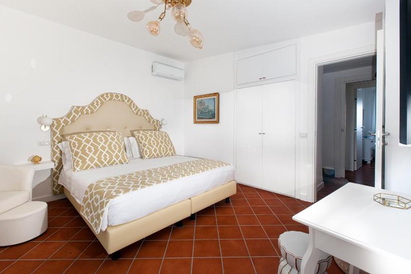 AMORE RENTALS - Resort Ravenna - Villa Dama - image 25