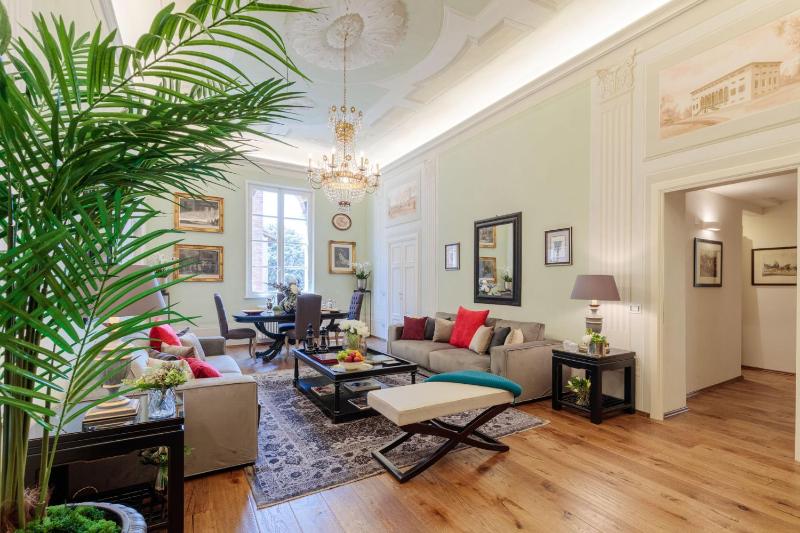 The Medieval Penthouse Indulge among History in a Luxury 5 Bedrooms Apartment - image 2