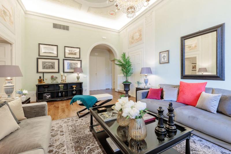 The Medieval Penthouse Indulge among History in a Luxury 5 Bedrooms Apartment - image 16