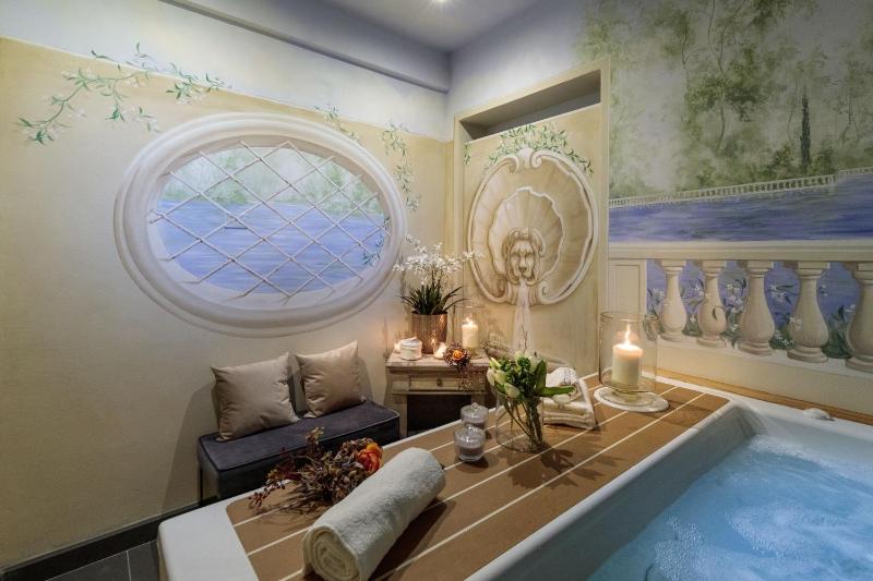 The Medieval Penthouse Indulge among History in a Luxury 5 Bedrooms Apartment - image 38