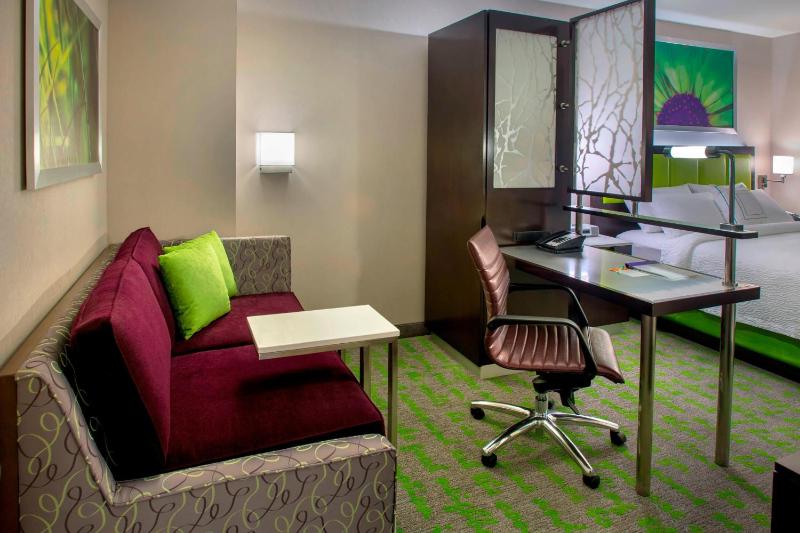 SpringHill Suites by Marriott New York Midtown Manhattan/Fifth Avenue - image 7
