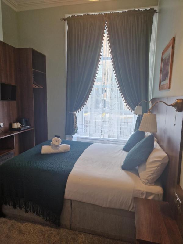 Lyndon Guesthouse - image 11