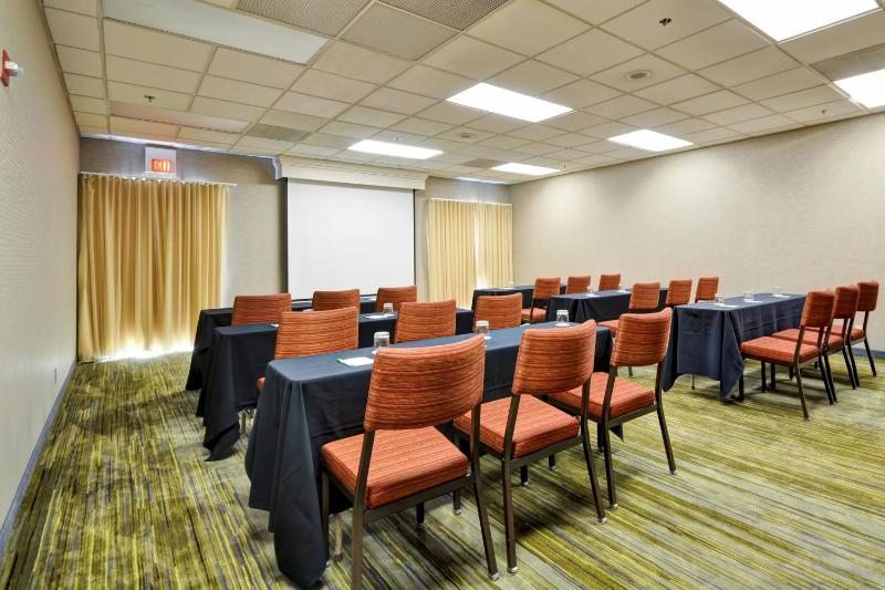 Courtyard by Marriott Dallas Medical/Market Center - image 19