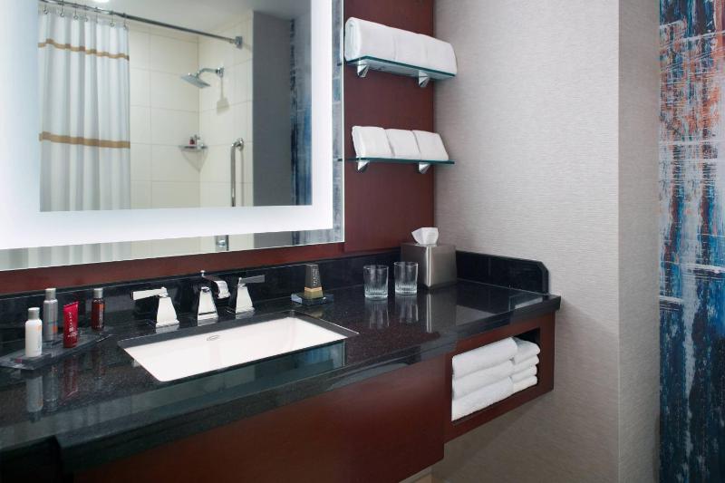 King Room image 4