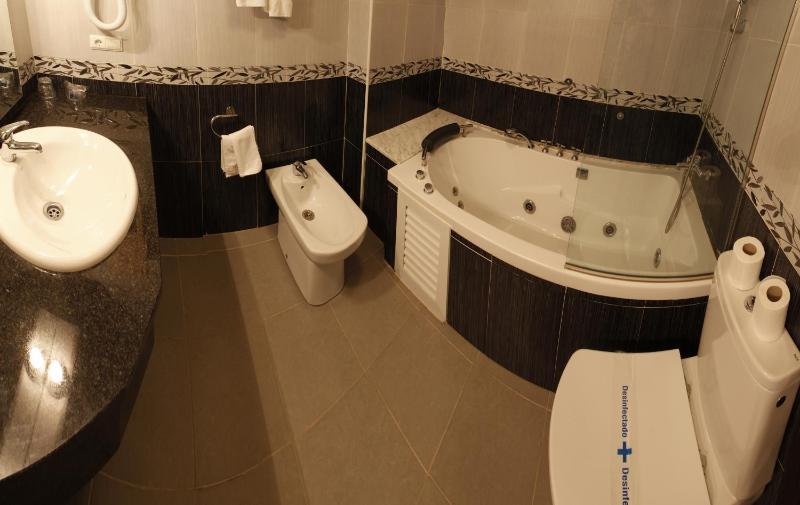 Double Room (2 Adults + 1 Child ) image 2