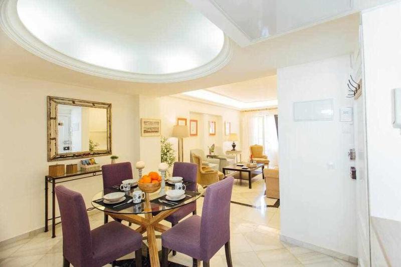 Apartamento Boutique Abades - image 2