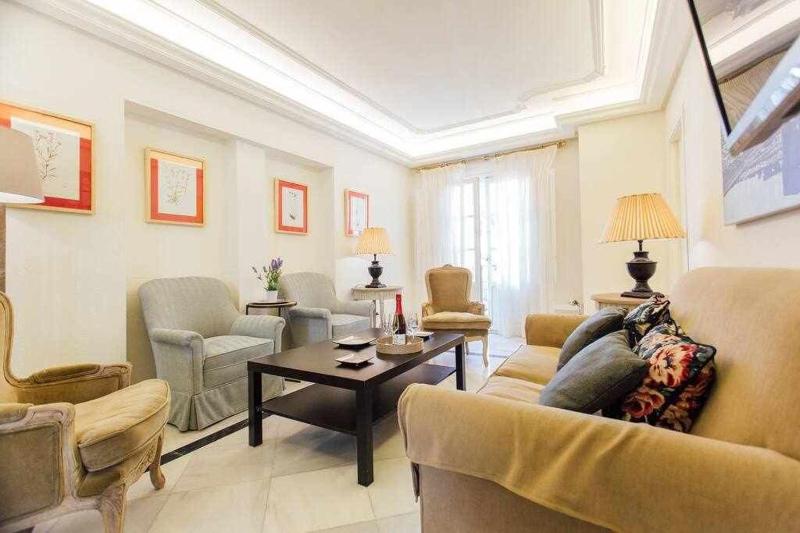 Boutique Abades II Apartament - image 4