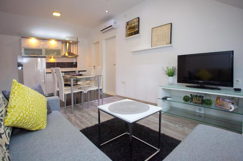 Family & Friends Two-Bedroom Apartment image 3