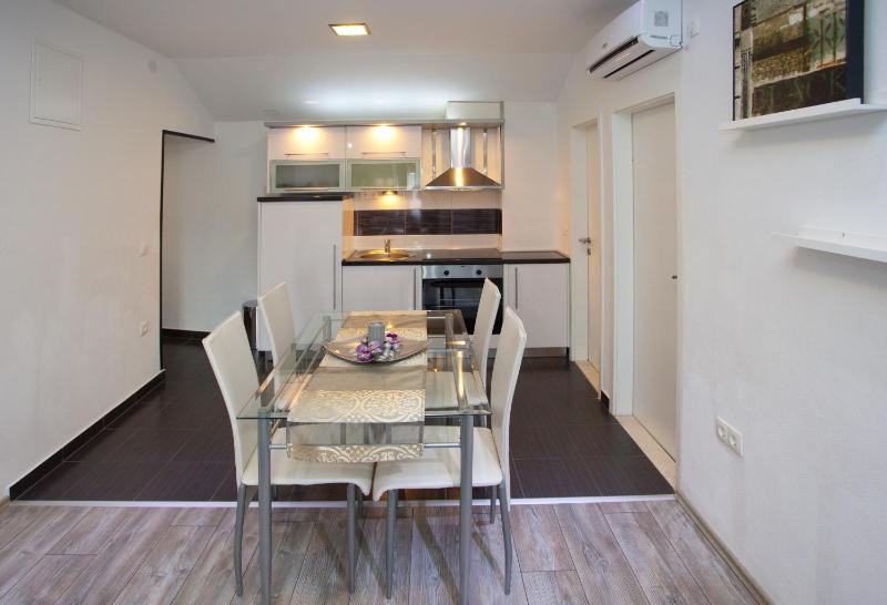 Family & Friends Two-Bedroom Apartment image 2
